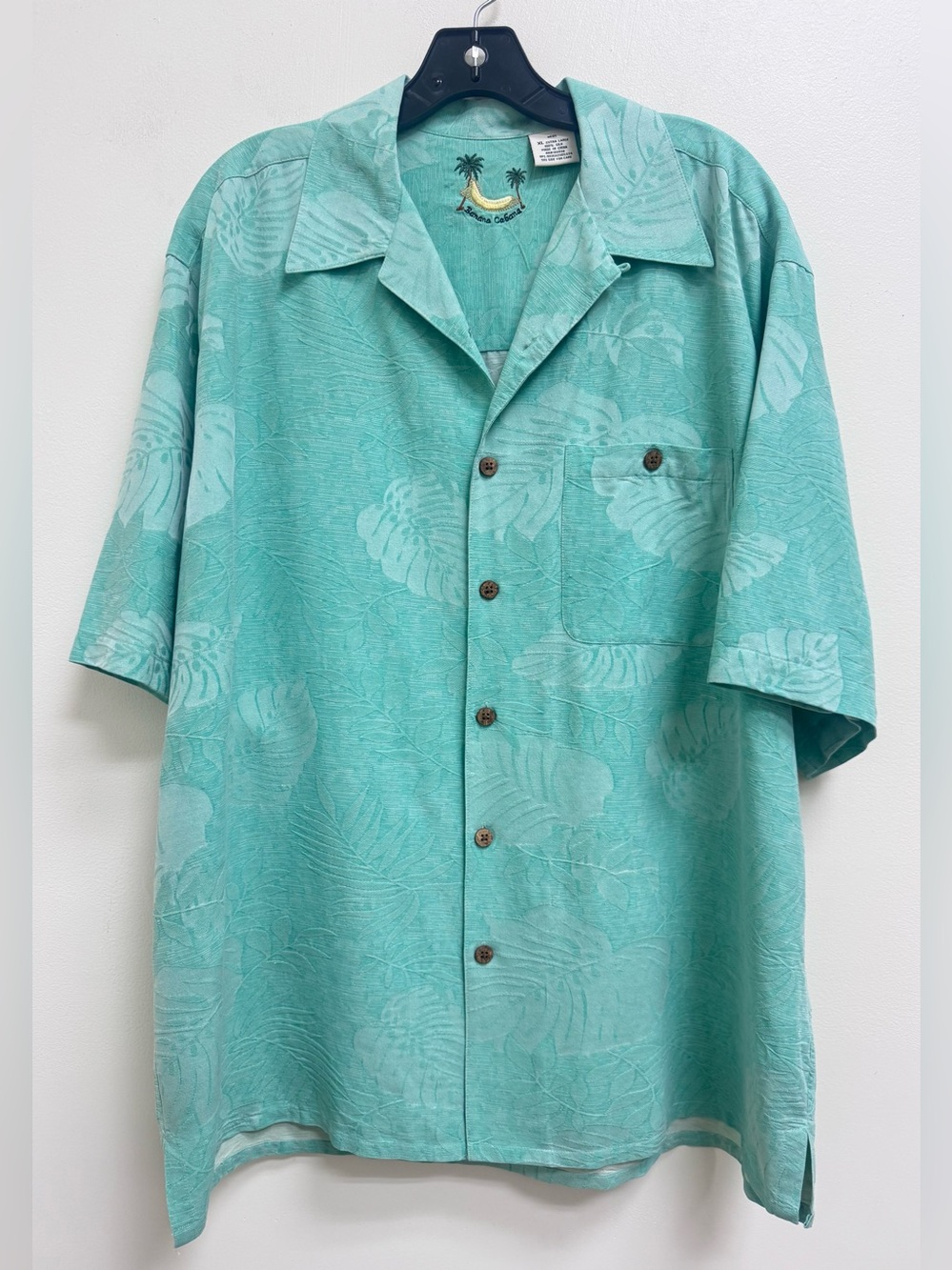 Banana Cabana 100% Silk Button Down XL Mint Green Tropical